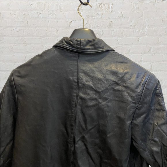 VINTAGE INTERNATIONAL LEATHER COLLECTION -- Leather Trenchcoat, Double-Breasted - Picture 10 of 16